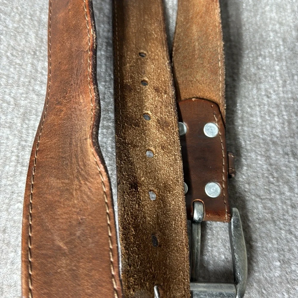 Levi’s Brown‎ Genuine Leather Belt Size 38-40 Sturdy Buckle